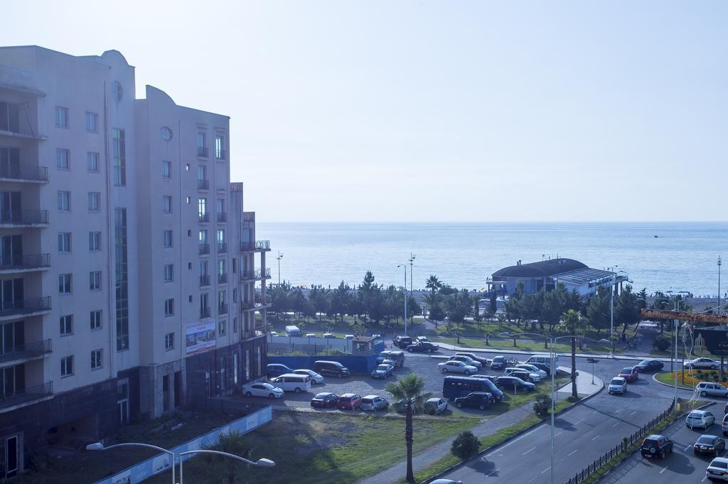 Batumi City Center Apartment Exterior photo